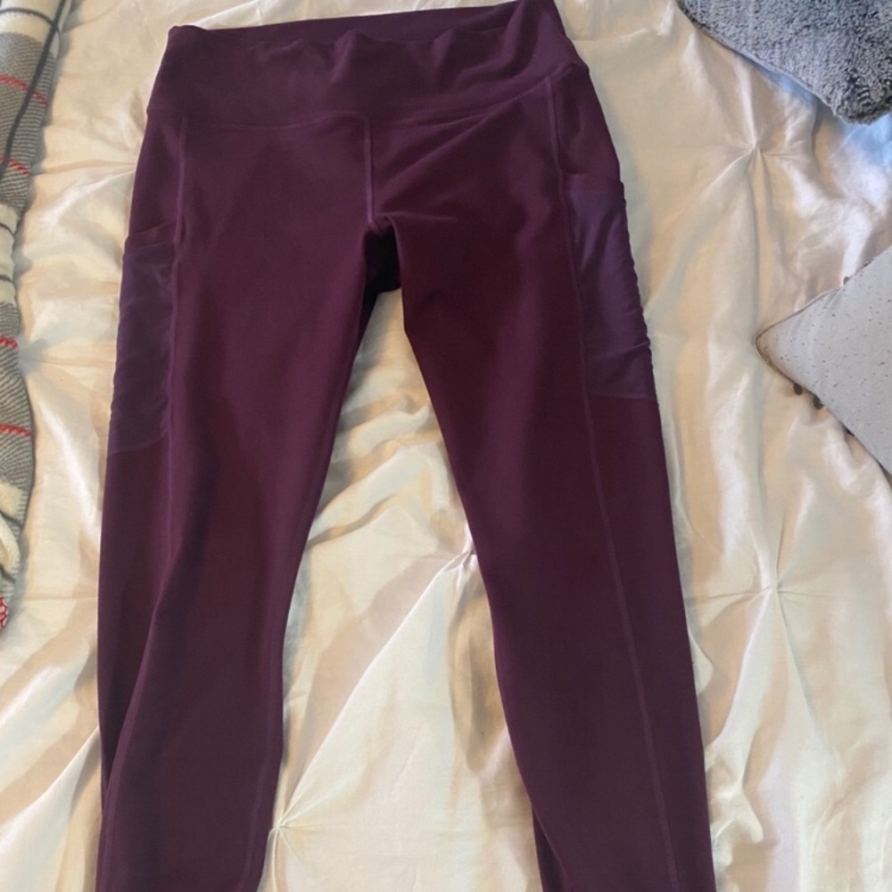 Power hold fabletics leggings